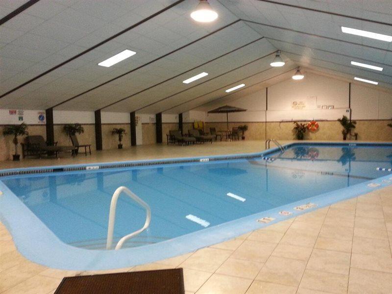 Garden Plaza Hotel Saddle Brook Buitenkant foto