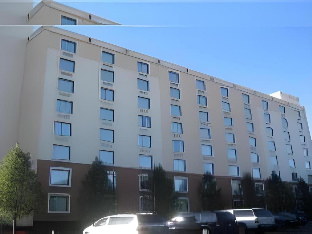 Garden Plaza Hotel Saddle Brook Buitenkant foto