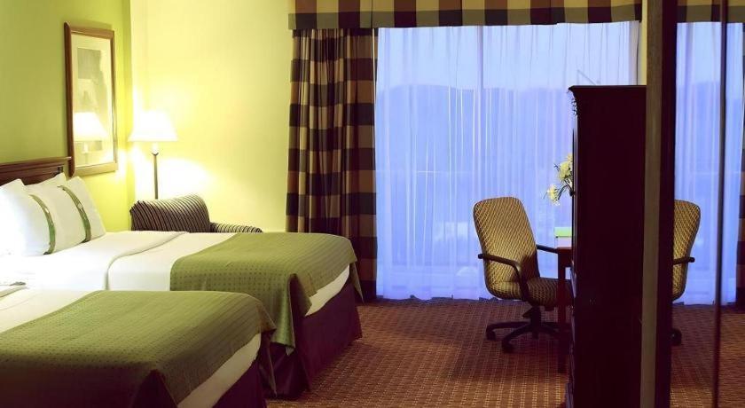 Garden Plaza Hotel Saddle Brook Buitenkant foto