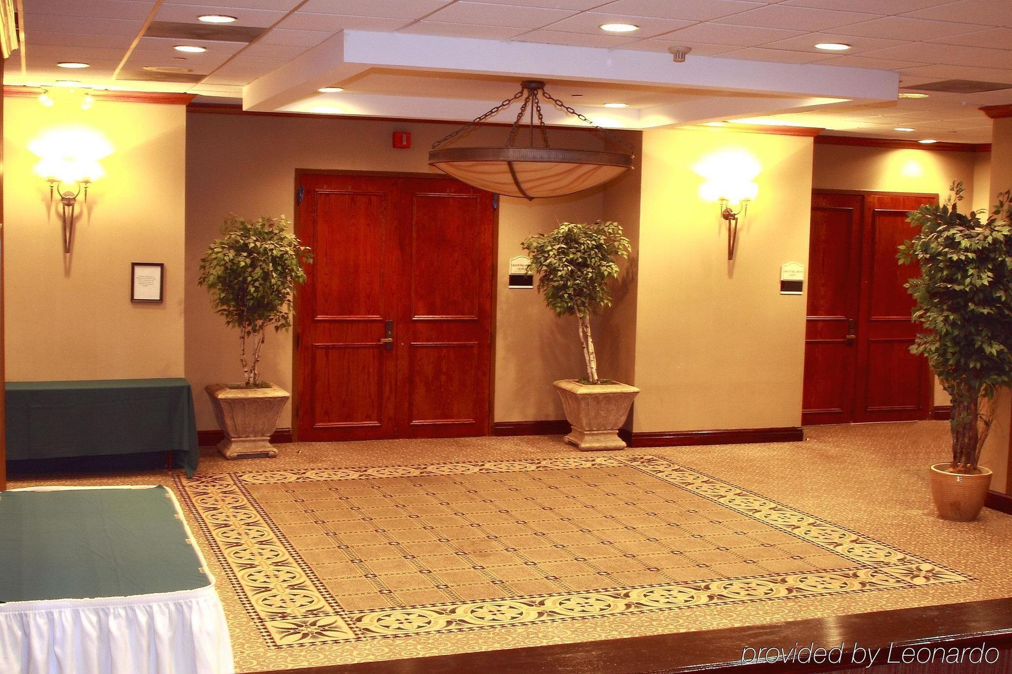 Garden Plaza Hotel Saddle Brook Interieur foto