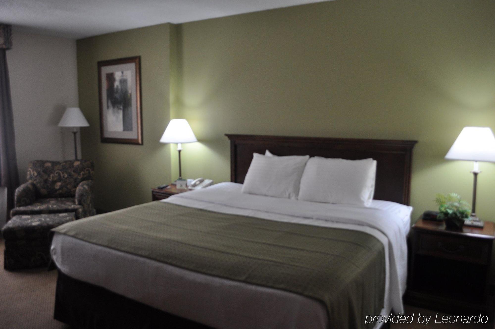 Garden Plaza Hotel Saddle Brook Buitenkant foto