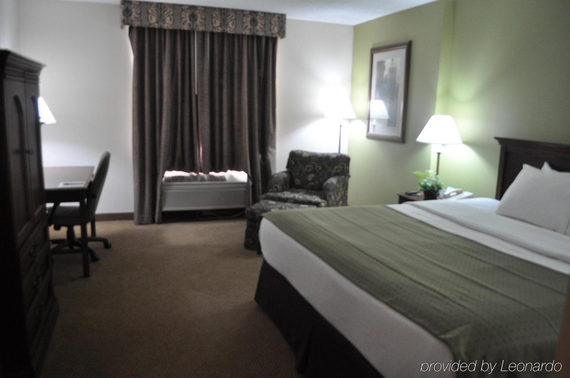 Garden Plaza Hotel Saddle Brook Kamer foto